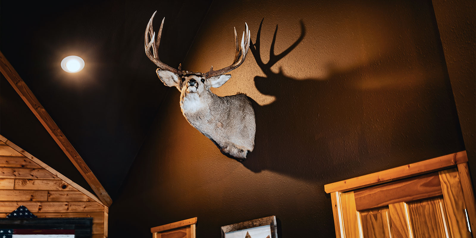 Lodge interior at Big Horn Valley Ranch